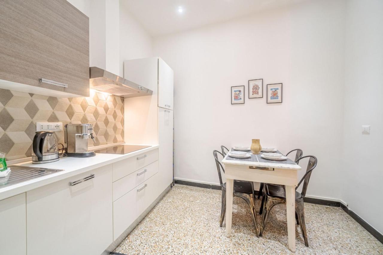 Central & Lovely Apartment In Genova - Netflix! מראה חיצוני תמונה